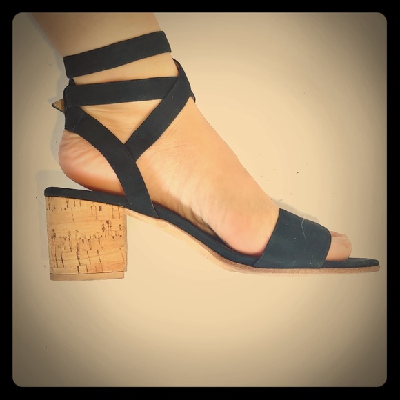 Anthropologie Shoes - Pour La Victoire chunky heeled sandals